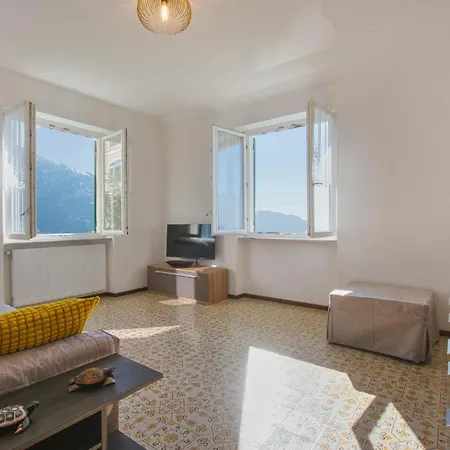 Apartman Cozy In With Wifi *